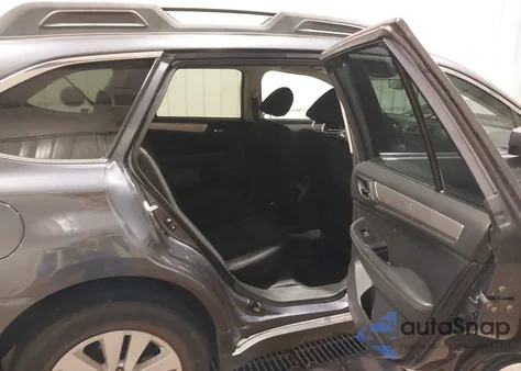 2015 Subaru Outback 2.5I Premium z USA, uszkodzony, nr VIN 4S4BSBCC4F3211791